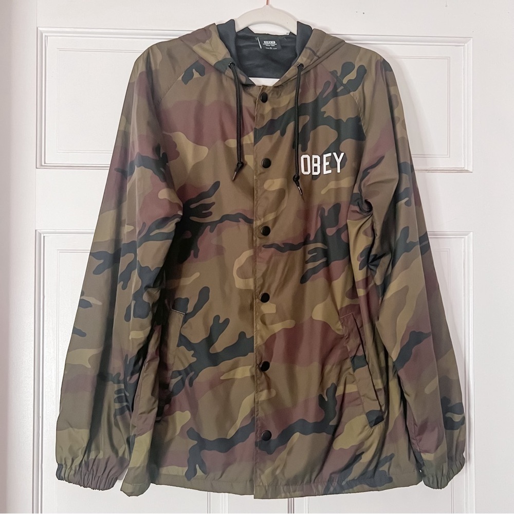 OBEY Mens Camo Hooded Snap Button Windbreaker Jacket, Size S